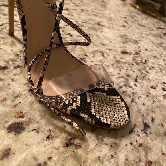 NWOT Aldo Snake Skin Wrap Stiletto Sandal - Picture 5 of 8